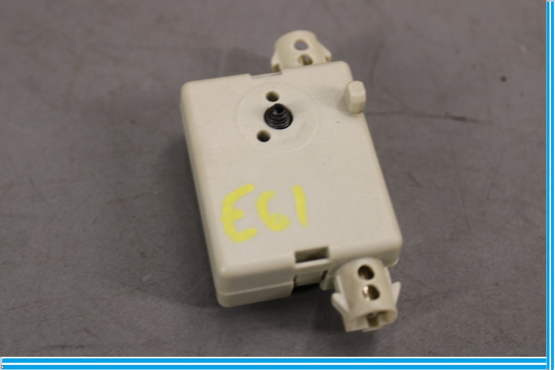 Load image into Gallery viewer, 09-15 BMW 750Li F01 F02 Radio Signal Trap Circuit Antenna Module 9118262 Oem