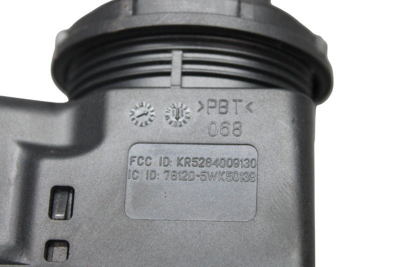 Load image into Gallery viewer, 11-18 Porsche Cayenne 958 Turbo Engine Start Ignition Switch Module w/ Key Oem