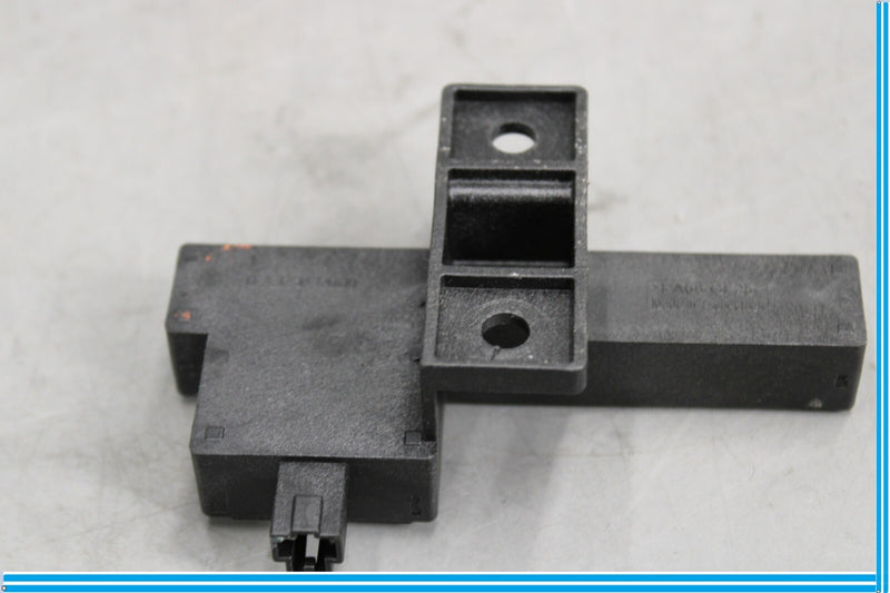 Load image into Gallery viewer, 11-18 Audi A6 A7 A8 Rear Keyless Access Entry Antenna Control Module Oem