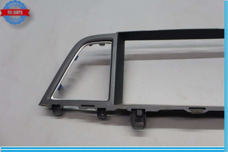 Load image into Gallery viewer, 15-20 Hyundai Genesis G80 Center Dash Air Vent Screen Trim Bezel 84743B1000 Oem