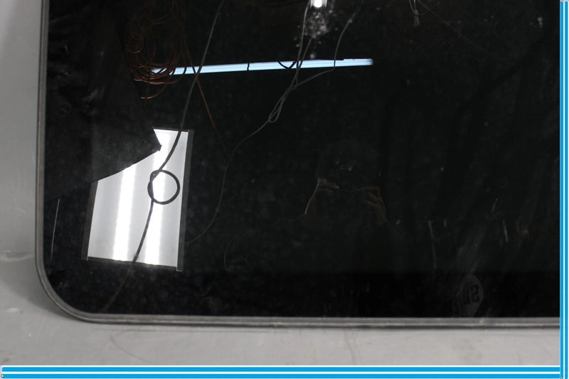 Load image into Gallery viewer, 06-13 Mercedes X164 GL350 ML550 R350 Sunroof Sun Roof Glass 2517800021 OEM