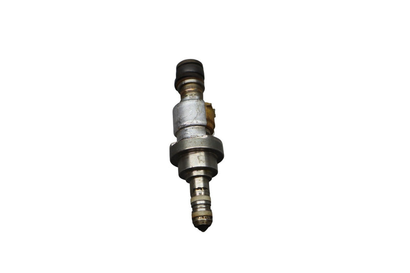Load image into Gallery viewer, 07-17 Lexus LS460 LS460L Front Engine Fuel Injector 2325031020 Oem