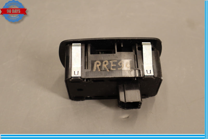 Load image into Gallery viewer, 14-20 Maserati Ghibli Rear Right Passenger Side Door Window Switch Black Oem