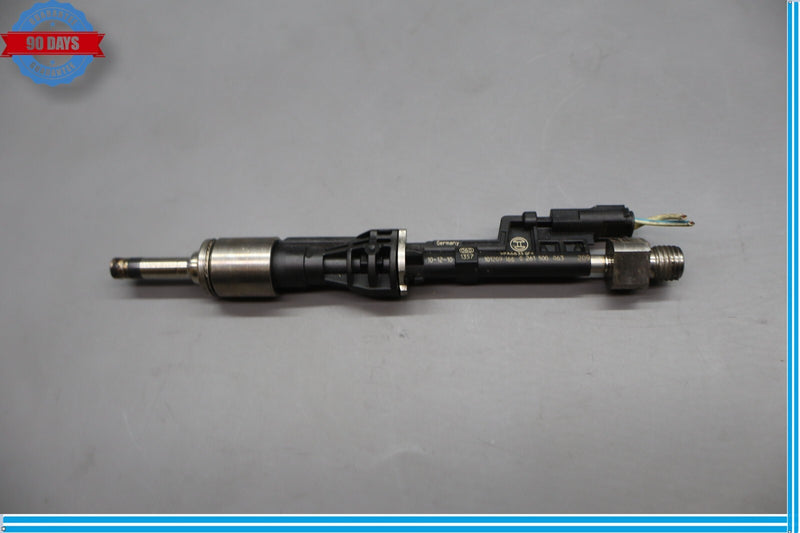 Load image into Gallery viewer, 11-16 BMW 535i xDrive Engine Motor Fuel Injector 0261500109 Oem