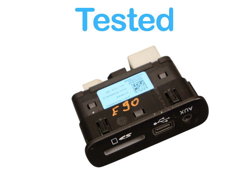 Load image into Gallery viewer, 17-22 Maserati Ghibli Center Console AUX USB Connect Module Unit 670102009 Oem