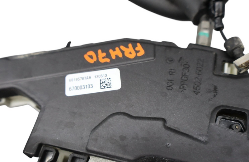 Load image into Gallery viewer, 14-22 Maserati Quattroporte Front Right Door Lock Latch Actuator 670003103 Oem