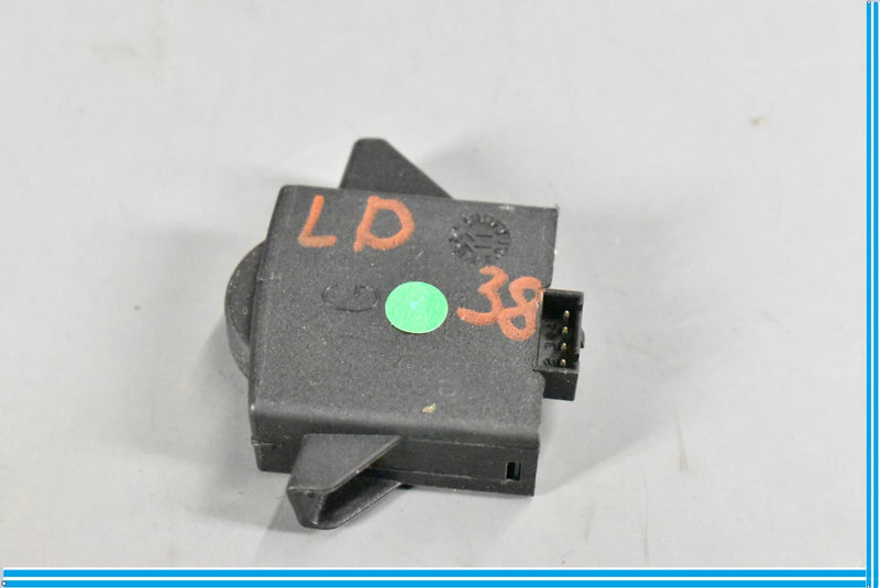 Load image into Gallery viewer, 04-13 Maserati Quattroporte M139 Front Right Heated Seat Roller Switch Oem