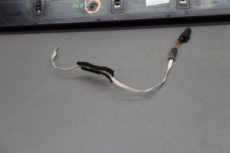Load image into Gallery viewer, 10-16 Mercedes E350 E550 W207 Front Right Side Door Sill Plate Trim Cover Oem