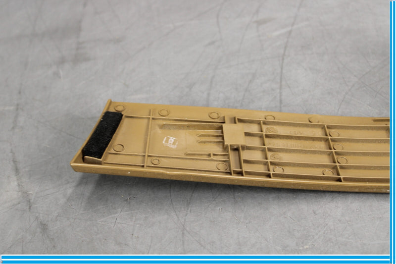 Load image into Gallery viewer, 07-13 Mercedes S400 S550 W221 Front Right Passenger Seat Cover Trim Panel Oem