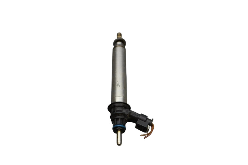 Load image into Gallery viewer, 11-18 Mercedes W207 GLS550 CL550 E550 Engine Motor Fuel Injector 0261500065 OEM