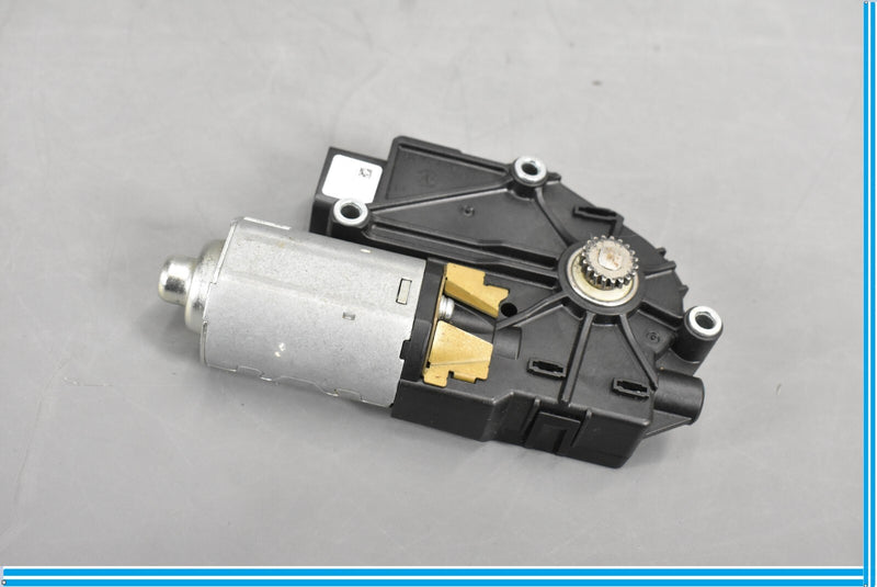 Load image into Gallery viewer, 06-12 Mercedes X164 GL550 GL450 Power Sunroof Sun Roof Motor Oem