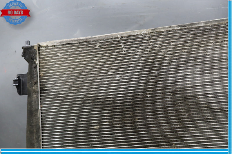 Load image into Gallery viewer, 12-16 Hyundai Equus Front Air Cooler Cooling Radiator Assembly 253103N820 Oem
