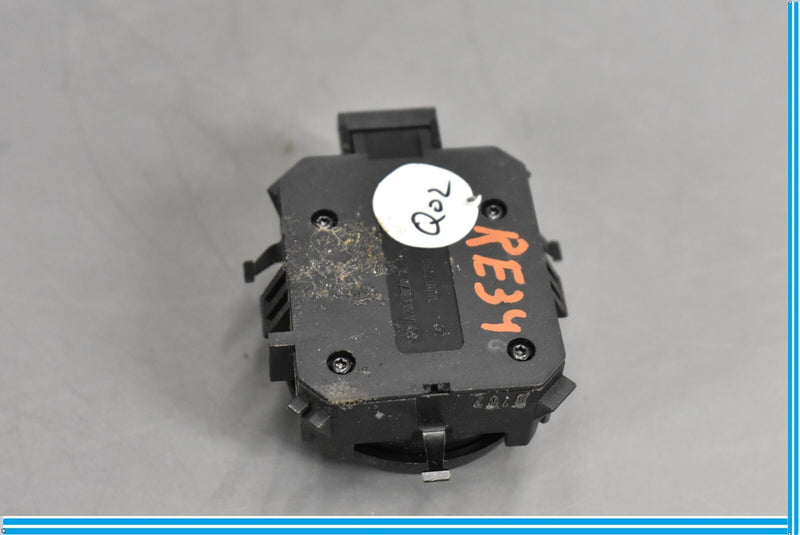 Load image into Gallery viewer, 06-13 Mercedes GL550 GL450 Front Right Passenger Side Seat Lumbar Switch Oem