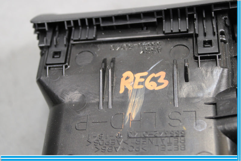 Load image into Gallery viewer, 07-12 Lexus LS460 LS600h Front Right Passenger Side Dash A/C Air Vent Grille Oem
