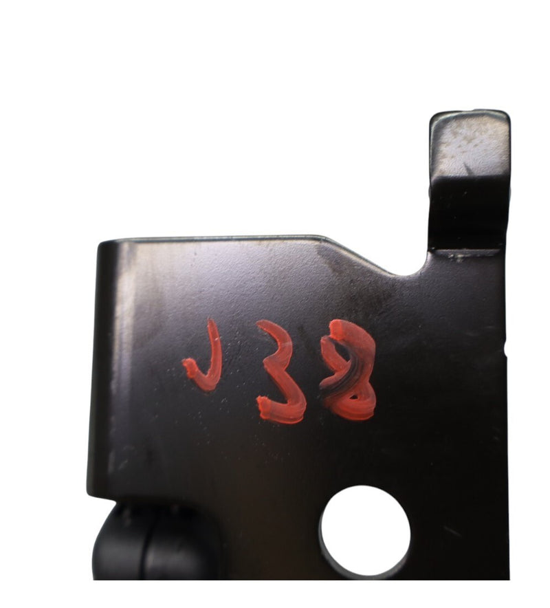 Load image into Gallery viewer, 17-21 Alfa Romeo Giulia Rear Left Center Seat Belt Buckle Receiver 34207487A Oem