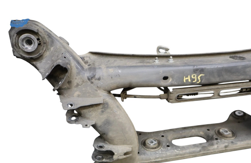 Load image into Gallery viewer, 10-18 Mercedes C250 C350 Rear Subframe Sub Frame Engine Crossmember Oem