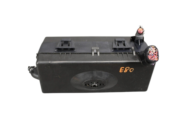 Load image into Gallery viewer, 14-17 Maserati Ghibli Power Distribution Fuse Relay Junction Box 670008649 Oem