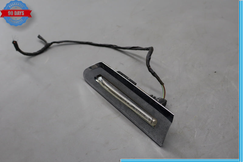 Load image into Gallery viewer, 09-12 BMW 750Li xDrive Front Right Fender Turn Indicator Signal Light Lamp Oem