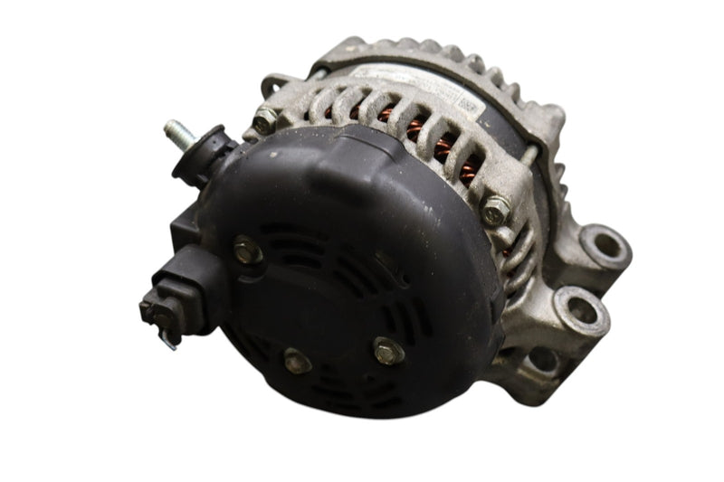 Load image into Gallery viewer, 10-23 Jaguar X250 XF XJ XE F-Type Engine Generator Alternator 8W8310300AB Oem