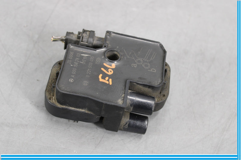 Load image into Gallery viewer, 98-03 Mercedes W210 E320 E430 CLK320 Engine Start Ignition Coil Oem