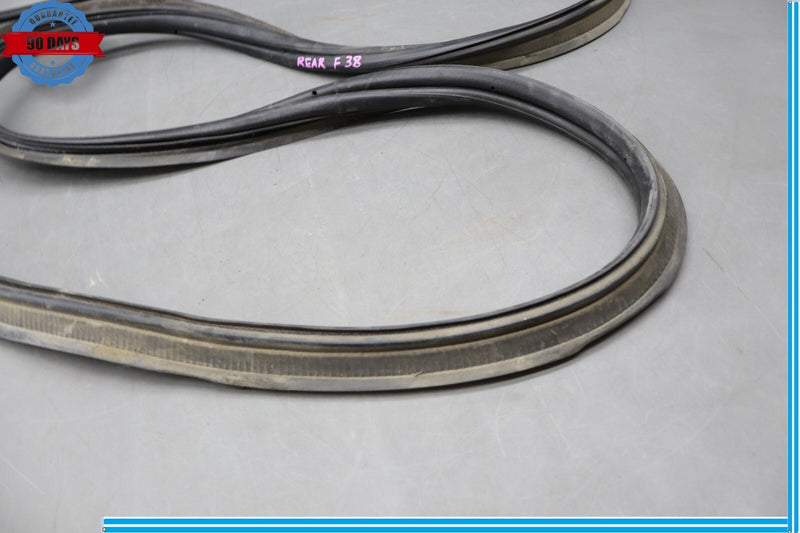 Load image into Gallery viewer, 2012 Fiat 500 Pop Rear Windshield Windscreen Rubber Seal Gasket Oem