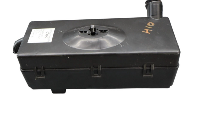 Load image into Gallery viewer, 14-21 Maserati Ghibli S Power Distribution Fuse Relay Box Block 7154763030 Oem