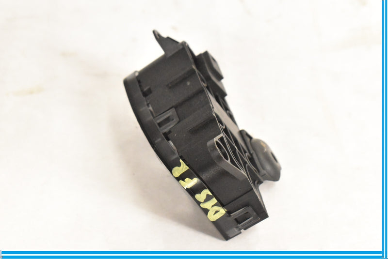 Load image into Gallery viewer, 07-14 Mercedes CL550 S550 W216 Front Right Passenger Door Lock Unlock Switch Oem