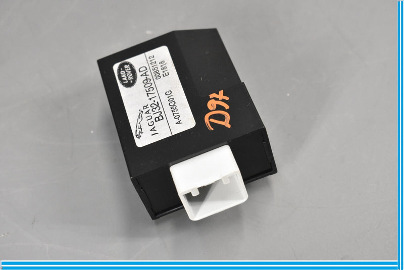 Load image into Gallery viewer, 18-20 Jaguar E-Pace Front Windshield Wiper Control Module Unit ECU Oem
