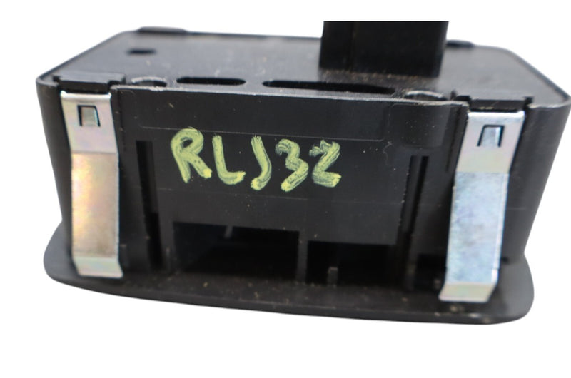 Load image into Gallery viewer, 14-20 Maserati Ghibli M157 Rear Left Driver Side Door Window Switch Oem