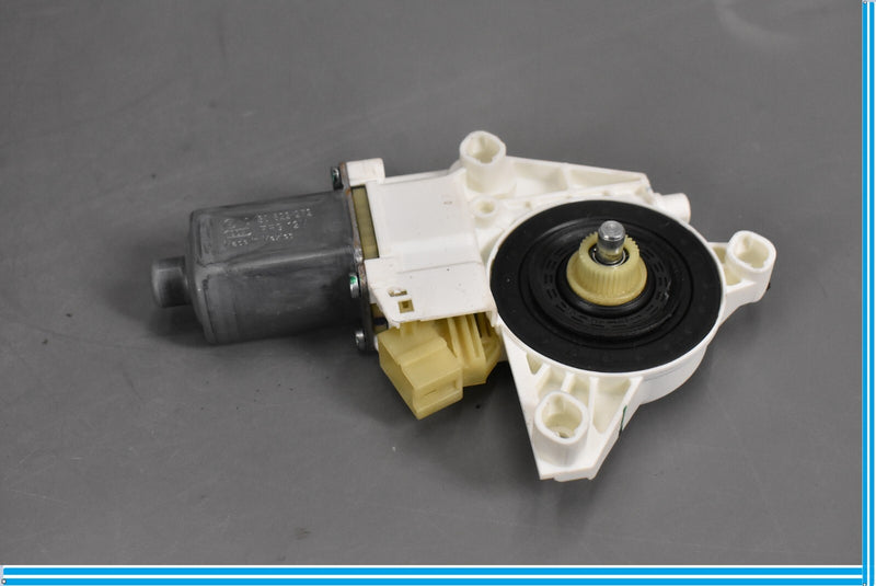 Load image into Gallery viewer, 06-12 Mercedes W164 GL500 GL450 Front Right Side Door Window Regulator Motor Oem