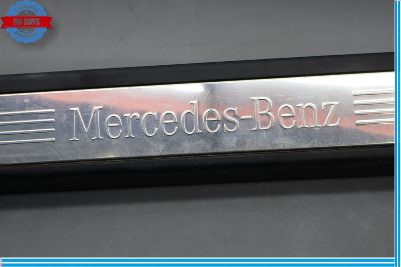Load image into Gallery viewer, 10-13 Mercedes E350 Left Side Door Still Strip Trim Cover A2076800235 Oem