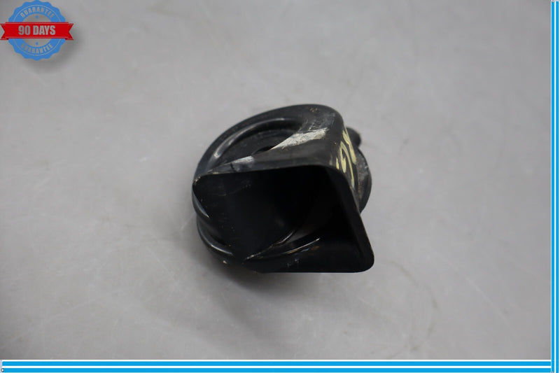 Load image into Gallery viewer, 09-15 BMW 750i 740i Right Side Low Tone Note Horn Signal Oem