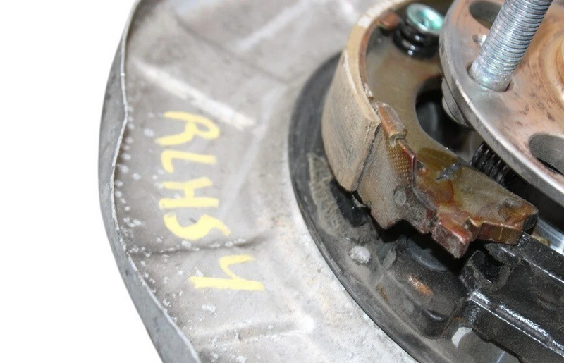 Load image into Gallery viewer, 09-16 Hyundai Equus Signature Rear Left Side Spindle Knuckle Hub Oem