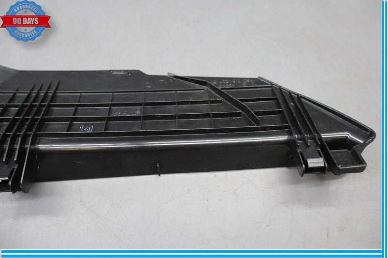 Load image into Gallery viewer, 07-13 Mercedes S550 S600 Front Right Passenger Side Door Panel Cover Trim Oem