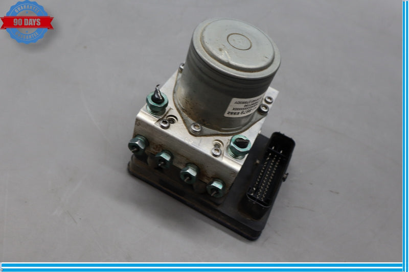 Load image into Gallery viewer, 18-21 Buick Enclave Anti Lock ABS Brake Pump Module 84738979 Oem