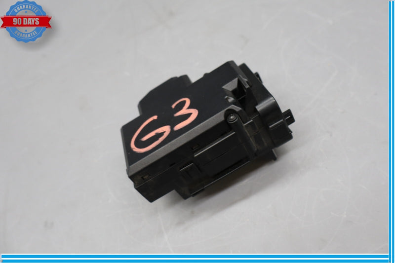 Load image into Gallery viewer, 12-17 Audi A7 Quattro Front Left Ignition Switch Conventional Ignition Oem