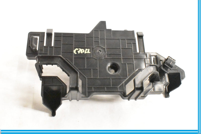 Load image into Gallery viewer, 2011-2013 PORSCHE CAYENNE - Front LEFT TRIM / Panel