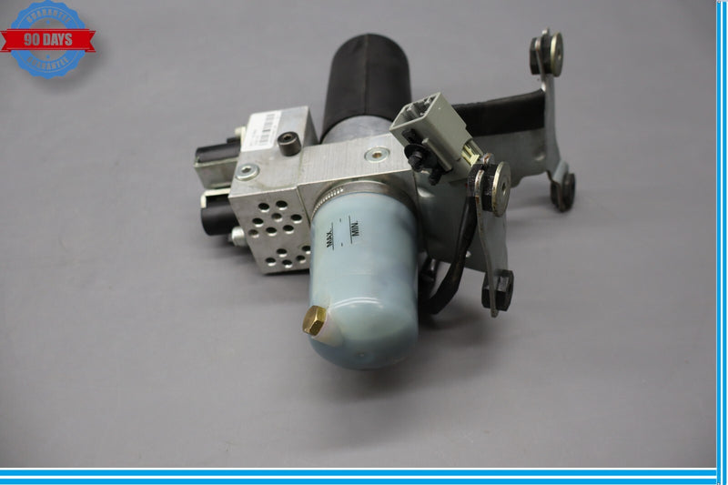 Load image into Gallery viewer, 07-15 Jaguar XK XKR X150 Convertible Top Roof Lift Hydraulic Pump Assembly Oem