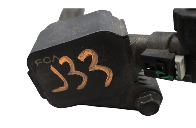 Load image into Gallery viewer, 17-21 Alfa Romeo Giulia 952 2.0L Gas Engine Motor Ignition Coil Set of 4 Oem