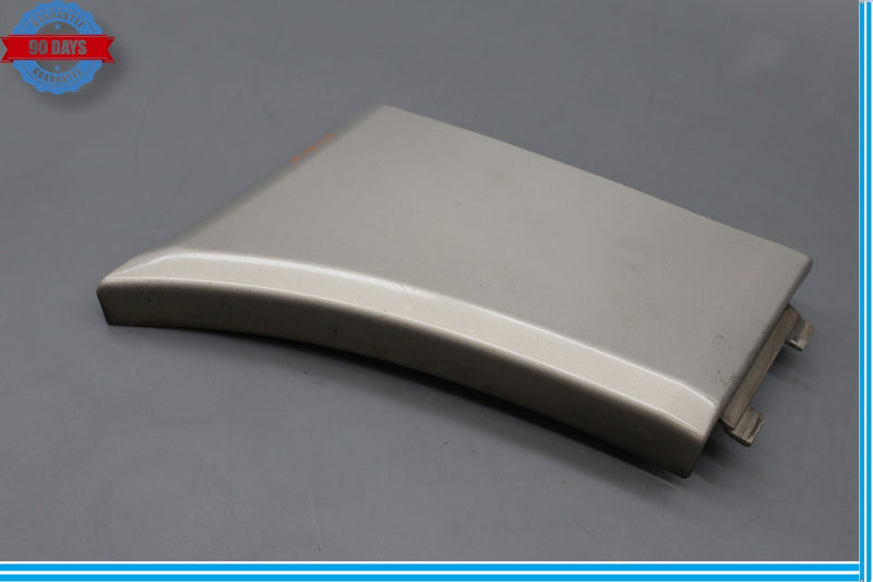 Load image into Gallery viewer, 90-02 Mercedes R129 SL320 SL500 Right Passenger Side Quarter Panel Trim Oem