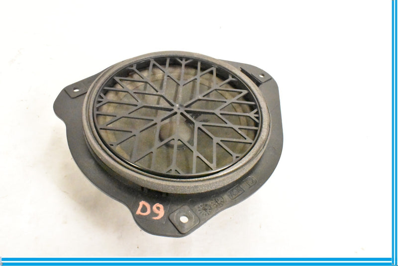 Load image into Gallery viewer, REAR LEFT/RIGHT SPEAKER Audi A5 RS5 S5 08 09 10 11 12 13 14 15 OEM 8T0035411