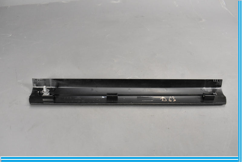 Load image into Gallery viewer, 11-16 BMW 528i 535i 550i F10 Front Left Or Right Door Sill Trim Panel Black Oem