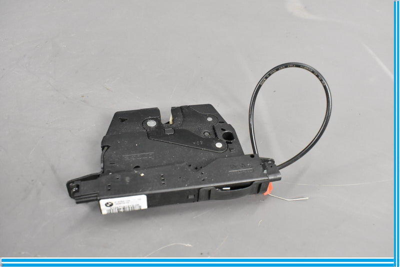Load image into Gallery viewer, 12-18 BMW 320i 328i F30 Rear left Driver Side Trunk Deck Lid Latch Catch Oem
