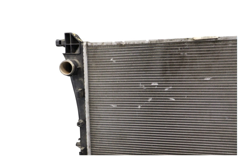 Load image into Gallery viewer, 14-17 Fiat 500L Engine Cooling Coolant Radiator 68202037AA OEM