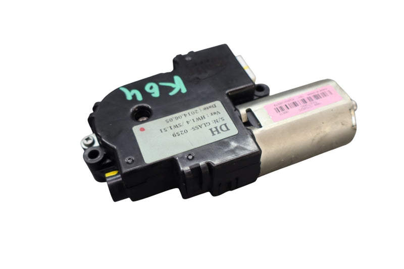 Load image into Gallery viewer, 15-20 Hyundai Genesis G80 Sun Shade Roof Sunroof Glass Motor 81671-B1000 Oem