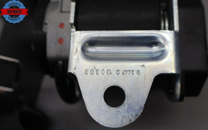 Load image into Gallery viewer, 14-17 Maserati Quattroporte Rear Right Side Seat Belt Retractor 622238800 Oem