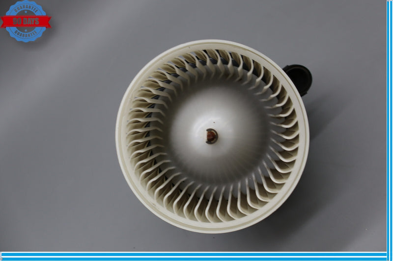 Load image into Gallery viewer, 15-20 Hyundai Genesis G80 Front HVAC AC Heater Blower Motor Fan Oem