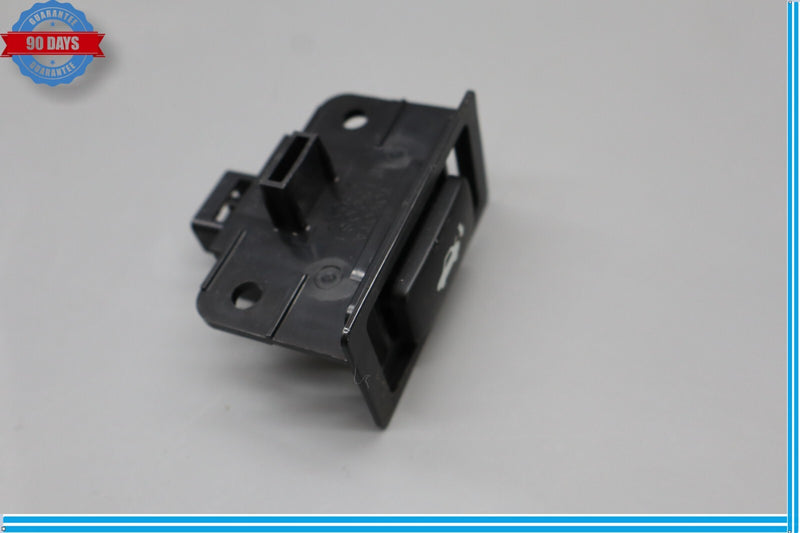 Load image into Gallery viewer, 07-17 Lexus LS460 Power Trunk Close Lid Control Switch Button 15C081 Oem