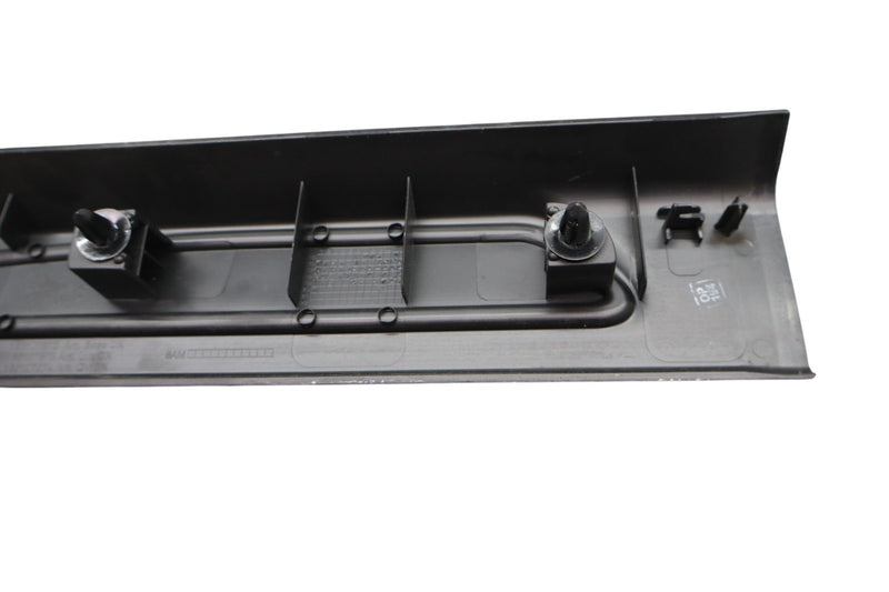 Load image into Gallery viewer, 17-23 ALFA Romeo Stelvio Front Right Passenger Side Door Sill Scuff Plate Oem