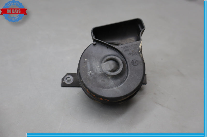 Load image into Gallery viewer, 03-06 Mercedes R230 SL500 SL600 Left Side High Tone Horn Pitch Oem